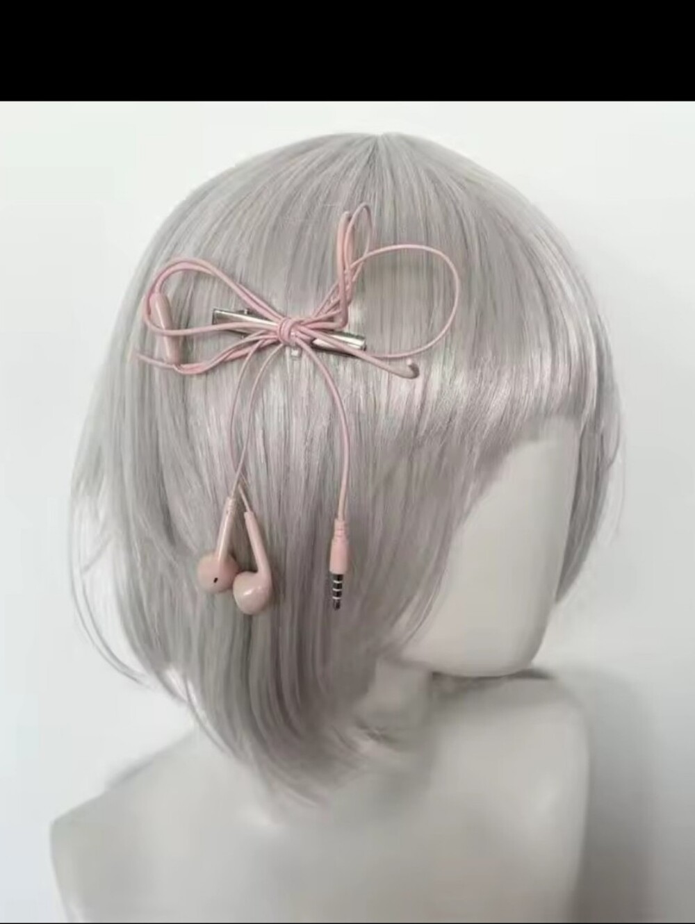 Pink Earbud Hair Clip